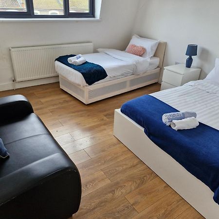 Simply Relax,1 Eastham London Apartment Ngoại thất bức ảnh