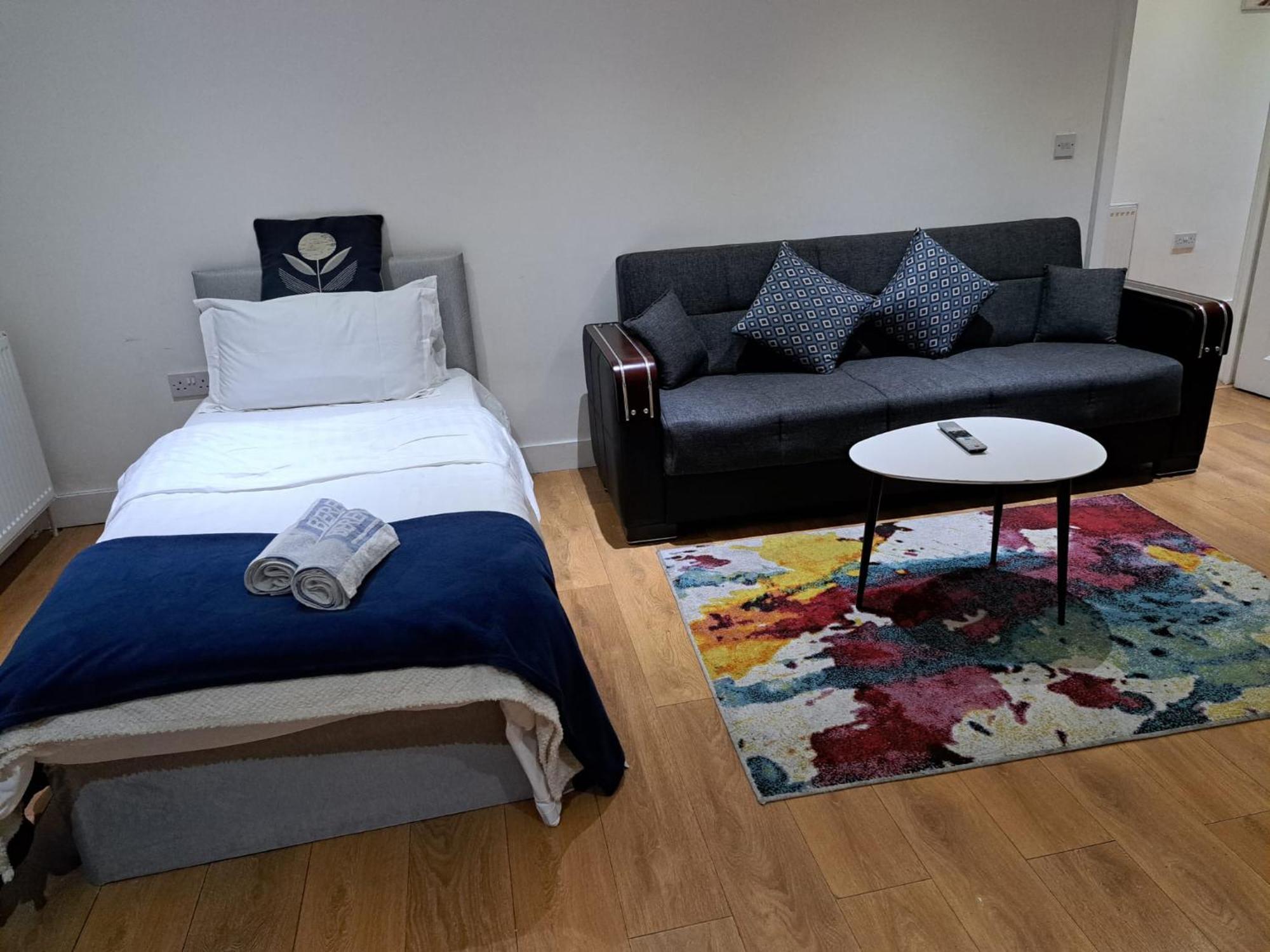 Simply Relax,1 Eastham London Apartment Ngoại thất bức ảnh